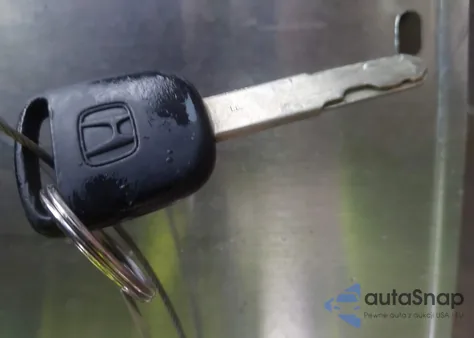 2002 Honda Cr-V Lx from USA, damaged, VIN SHSRD68482U001268